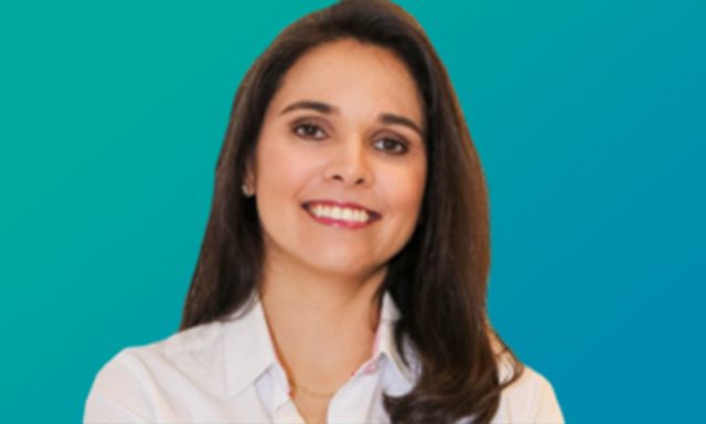 Cláudia F. O. Ramos